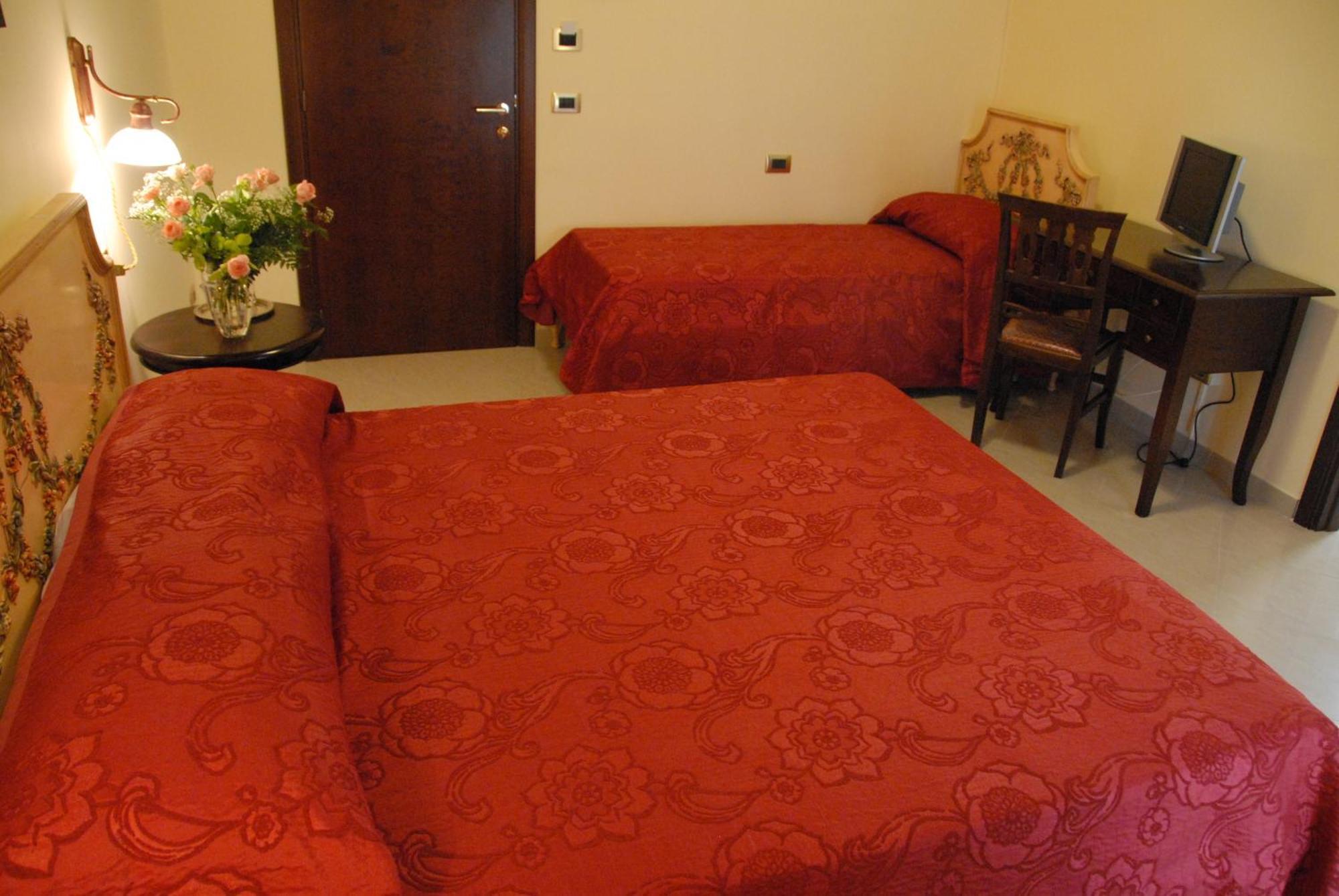 Garibaldi Relais Bed & Breakfast Sciacca Cameră foto